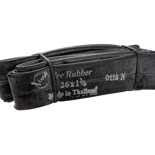 Cámara para bicicleta de turismo Vee Rubber R26x1 3/8" VA 30 mm Negro