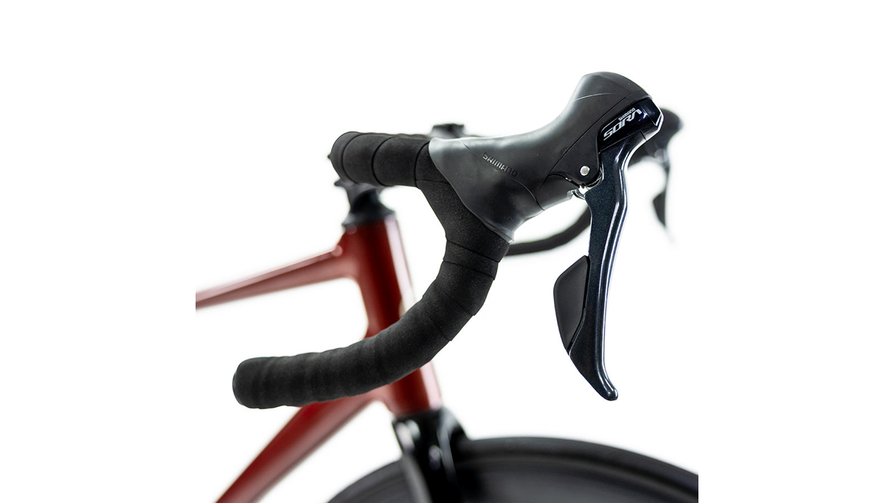 Bicicleta de ruta Alubike Onix R700 2x9v T-51 Vinotinto