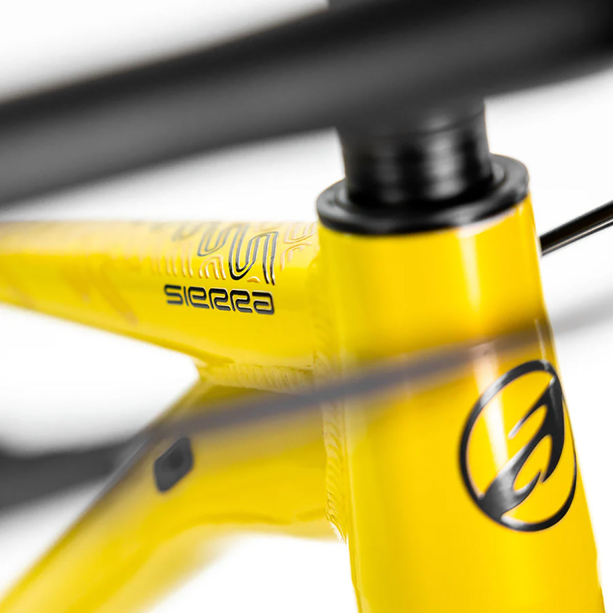 Bicicleta de montaña Alubike Sierra R27.5 1x8v